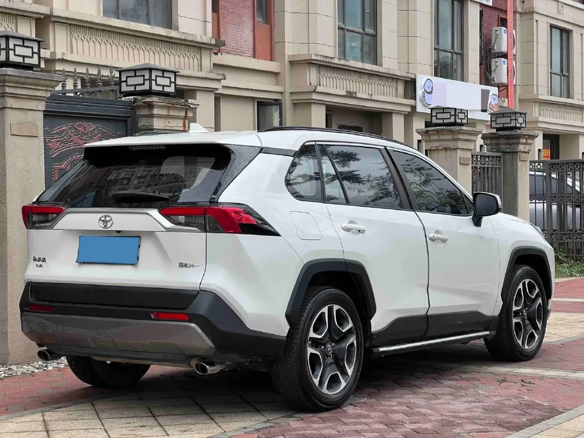2020 Toyota RAV4 2.0L 171HP L4 CVT,autocango,china used car exporter,china ev exporter,chinese used car exporter,chinese used ev exporter