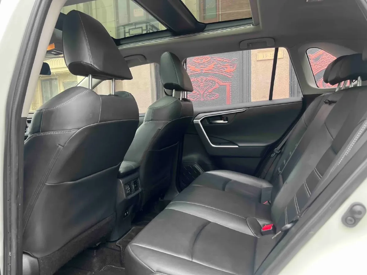 2020 Toyota RAV4 2.0L 171HP L4 CVT,autocango,china used car exporter,china ev exporter,chinese used car exporter,chinese used ev exporter