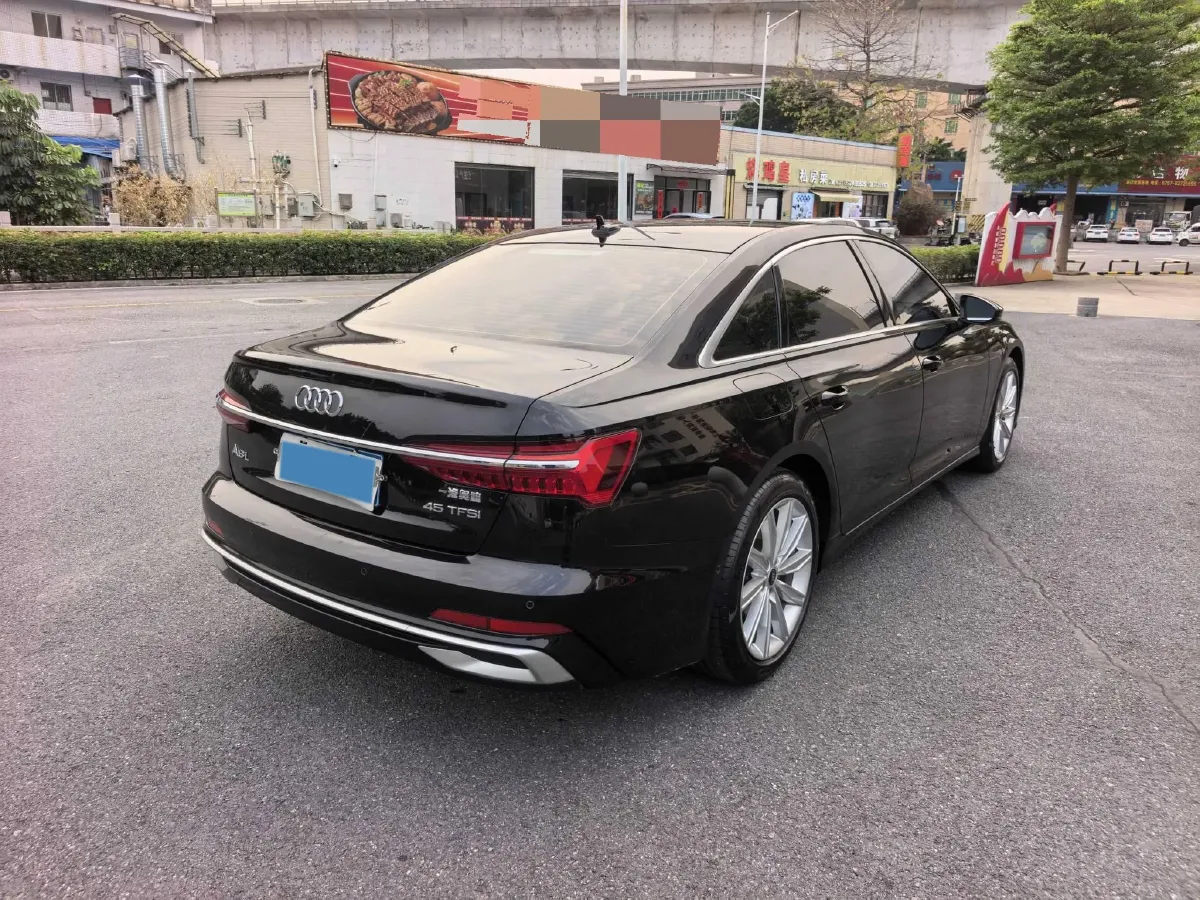 2023 Audi A6L 2.0T 245HP L4 7DCT,autocango,china used car exporter,china ev exporter,chinese used car exporter,chinese used ev exporter