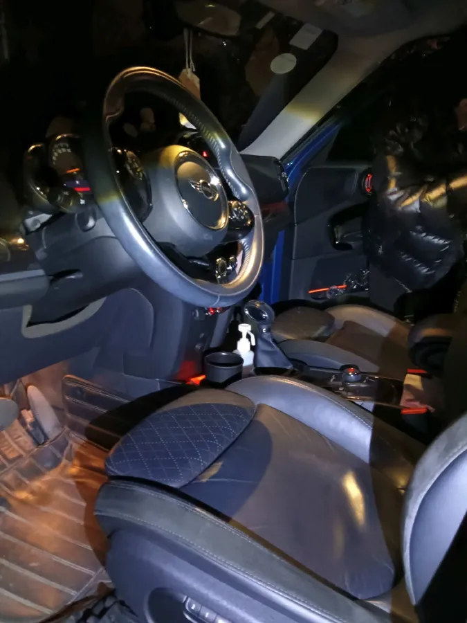 2017 MINI COUNTRYMAN 1.5T 136HP L3 8AT,autocango,china used car exporter,china ev exporter,chinese used car exporter,chinese used ev exporter