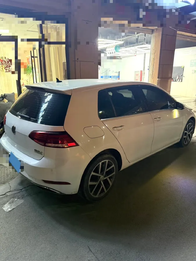 2020 Volkswagen Golf 1.2T 116HP L4 7DCT,autocango,china used car exporter,china ev exporter,chinese used car exporter,chinese used ev exporter