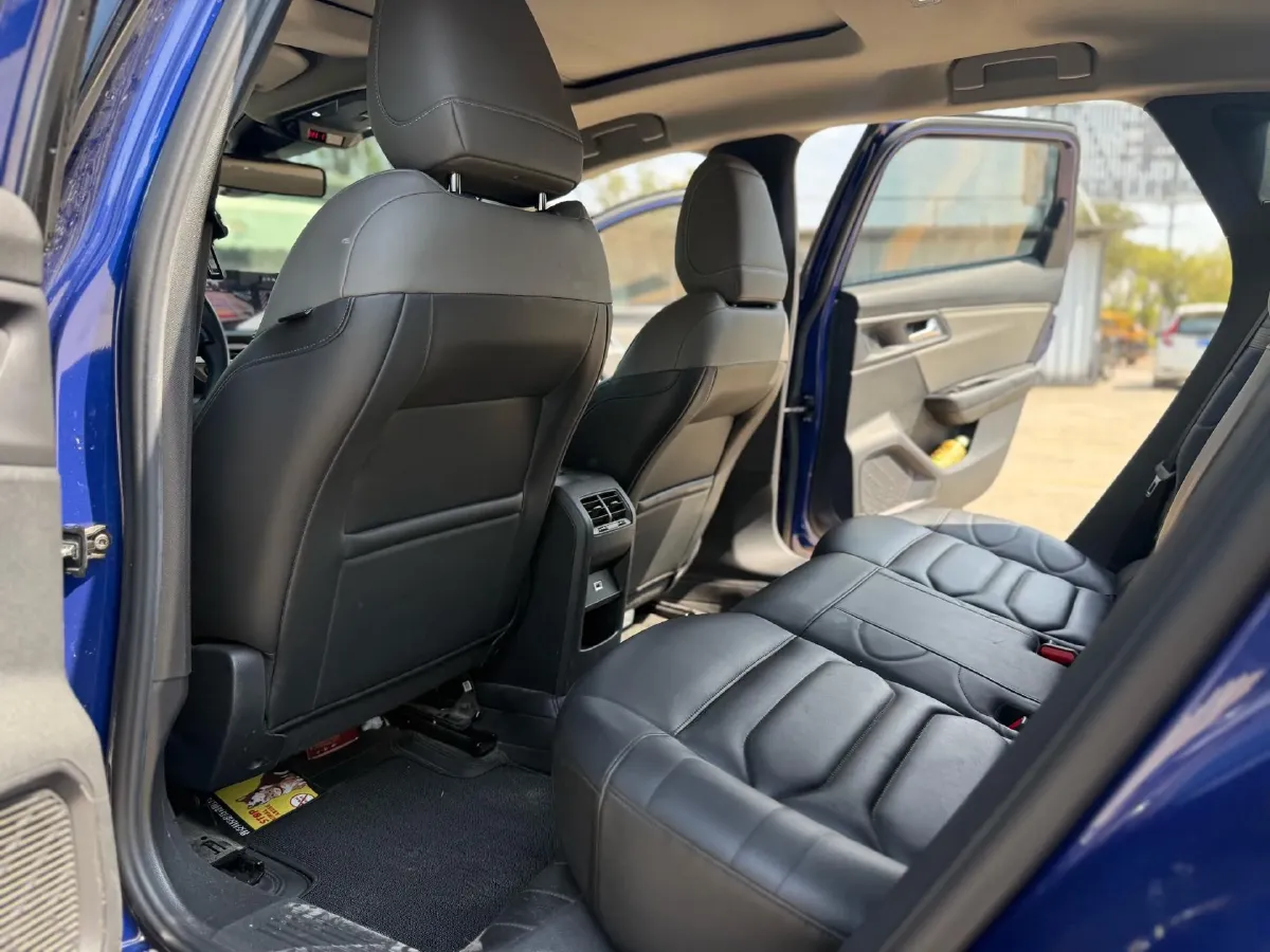 2021 Citroen C5 X 1.6T 175HP L4 8AT,autocango,china used car exporter,china ev exporter,chinese used car exporter,chinese used ev exporter