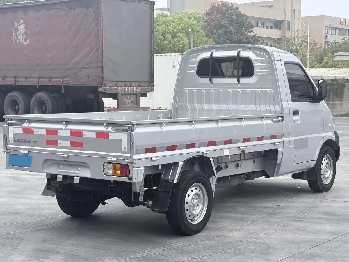 2023 WuLing RongGuang Mini Truck 1.5L 102HP L4 5MT,autocango,china used car exporter,china ev exporter,chinese used car exporter,chinese used ev exporter