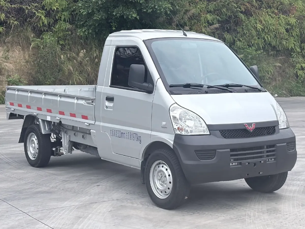 2023 WuLing RongGuang Mini Truck 1.5L 102HP L4 5MT,autocango,china used car exporter,china ev exporter,chinese used car exporter,chinese used ev exporter