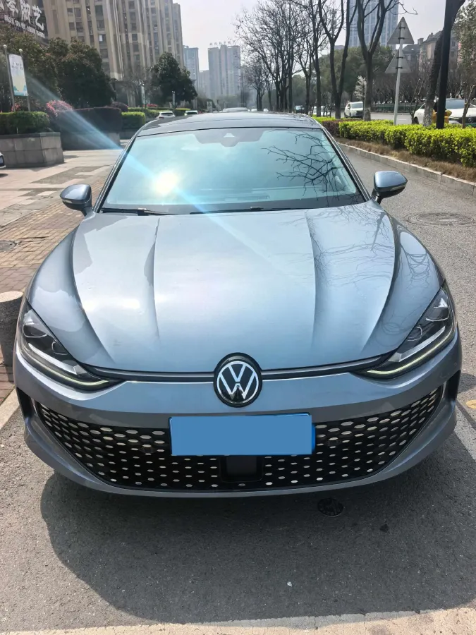 2023 Volkswagen Lamando 1.4T 150HP L4 7DCT,autocango,china used car exporter,china ev exporter,chinese used car exporter,chinese used ev exporter