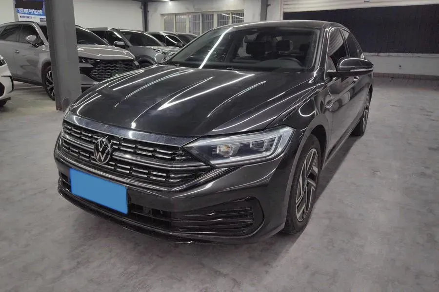 2023 Volkswagen Sagitar 1.5T 160HP L4 7DCT,autocango,china used car exporter,china ev exporter,chinese used car exporter,chinese used ev exporter