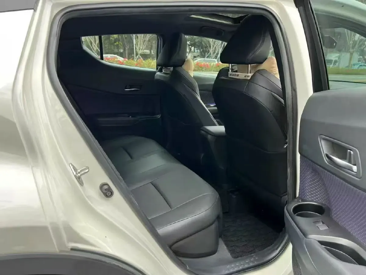 2022 Toyota Izoa 2.0L 171HP L4 CVT,autocango,china used car exporter,china ev exporter,chinese used car exporter,chinese used ev exporter