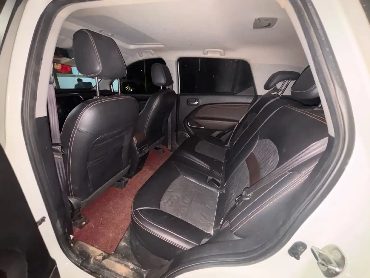 2017 YuTong T7 2.8T 143HP L4 6MT,autocango,china used car exporter,china ev exporter,chinese used car exporter,chinese used ev exporter