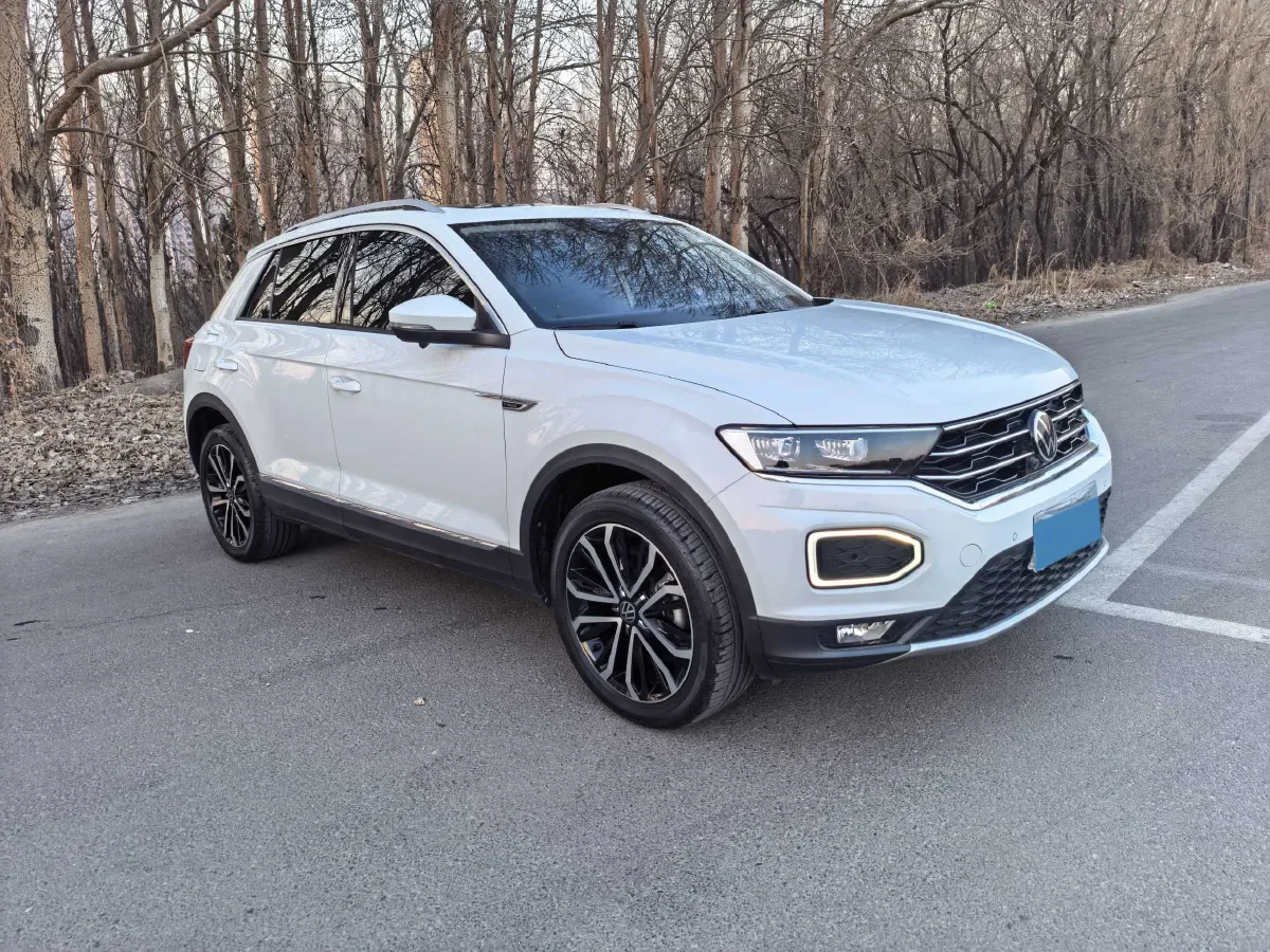 2022 Volkswagen T-Roc 1.4T 150HP L4 7DCT,autocango,china used car exporter,china ev exporter,chinese used car exporter,chinese used ev exporter