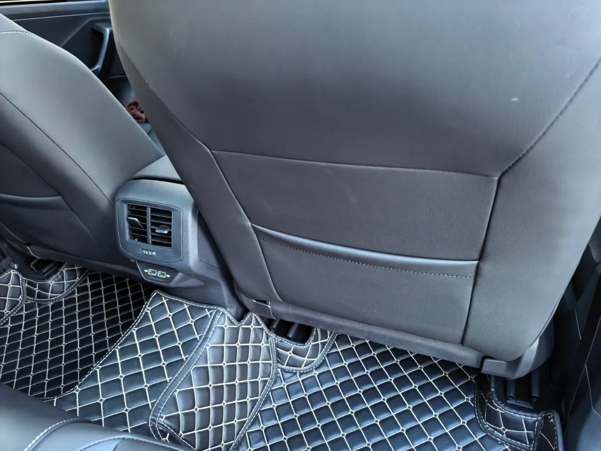 2022 Volkswagen T-Roc 1.4T 150HP L4 7DCT,autocango,china used car exporter,china ev exporter,chinese used car exporter,chinese used ev exporter