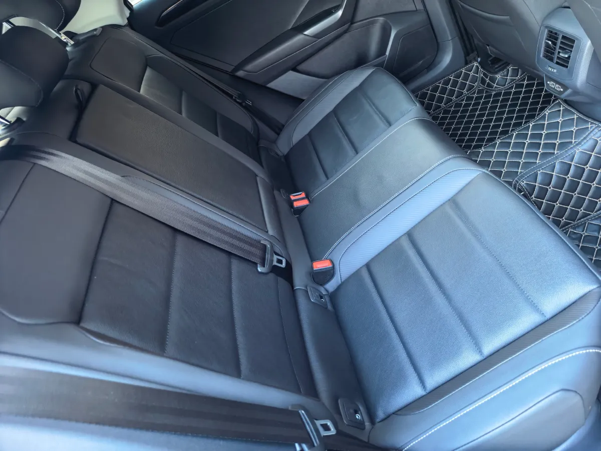 2022 Volkswagen T-Roc 1.4T 150HP L4 7DCT,autocango,china used car exporter,china ev exporter,chinese used car exporter,chinese used ev exporter