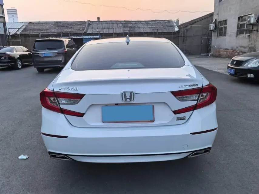 2018 Honda Accord 1.5T 194HP L4 CVT,autocango,china used car exporter,china ev exporter,chinese used car exporter,chinese used ev exporter