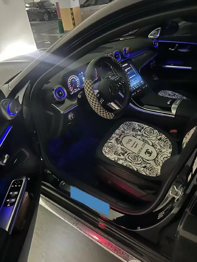 2025 Mercedes-Benz C Class 1.5T 204HP L4 9AT,autocango,china used car exporter,china ev exporter,chinese used car exporter,chinese used ev exporter