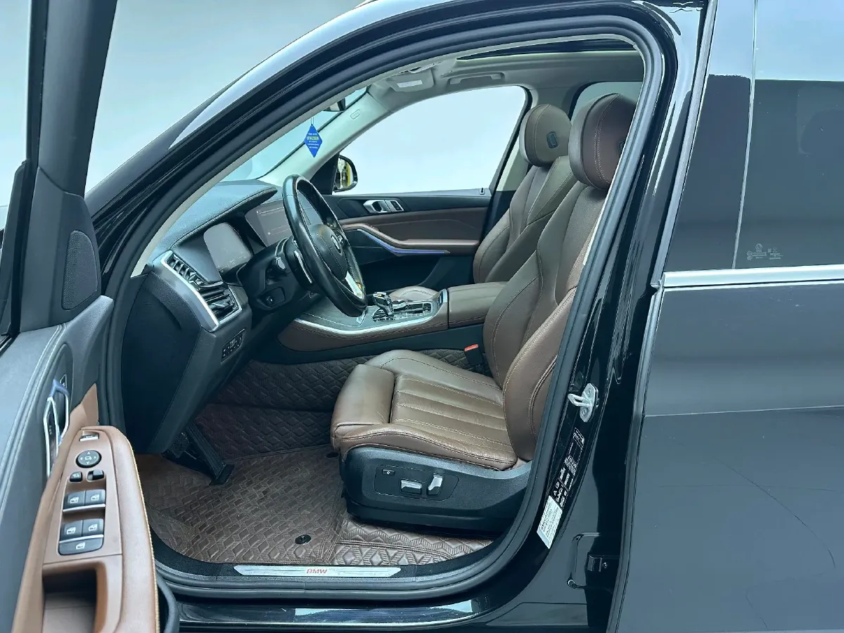 2020 BMW X5 2.0T 265HP L4 8AT,autocango,china used car exporter,china ev exporter,chinese used car exporter,chinese used ev exporter