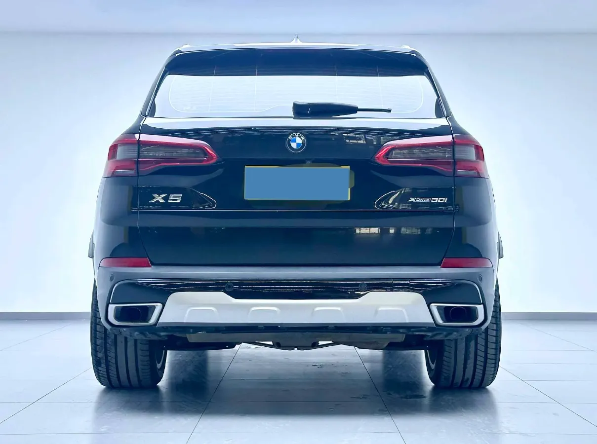 2020 BMW X5 2.0T 265HP L4 8AT,autocango,china used car exporter,china ev exporter,chinese used car exporter,chinese used ev exporter