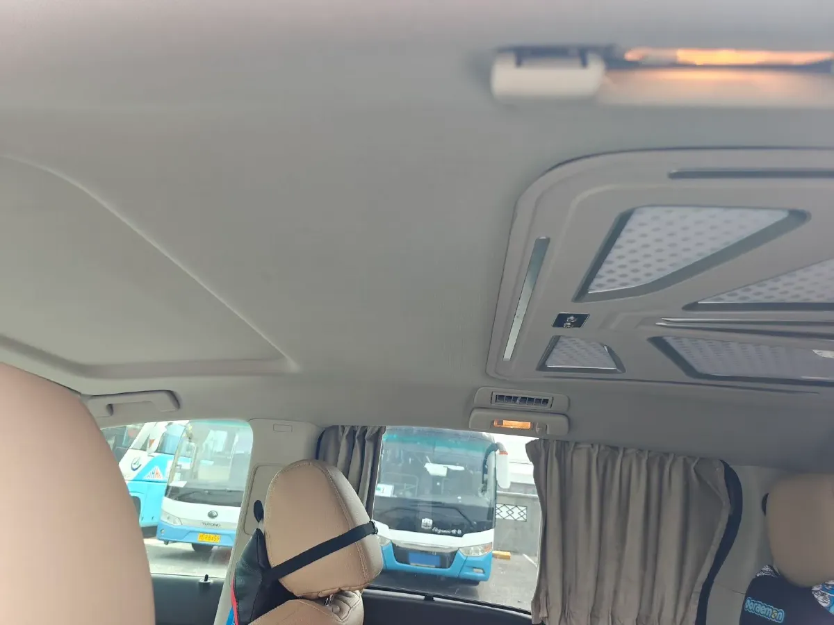 2021 Buick GL8 2.0T 237HP L4 9AT,autocango,china used car exporter,china ev exporter,chinese used car exporter,chinese used ev exporter