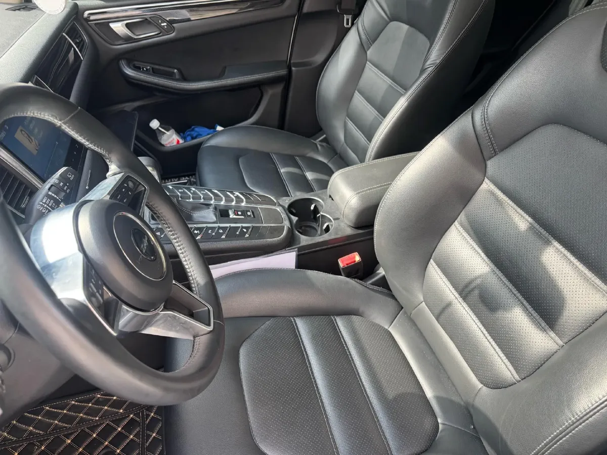 2017 Zotye SR9 2.0T 190HP L4 6DCT,autocango,china used car exporter,china ev exporter,chinese used car exporter,chinese used ev exporter