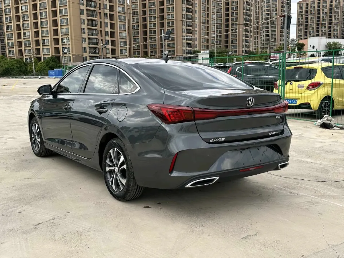 2023 ChangAn Eado 1.4T 160HP L4 7DCT,autocango,china used car exporter,china ev exporter,chinese used car exporter,chinese used ev exporter
