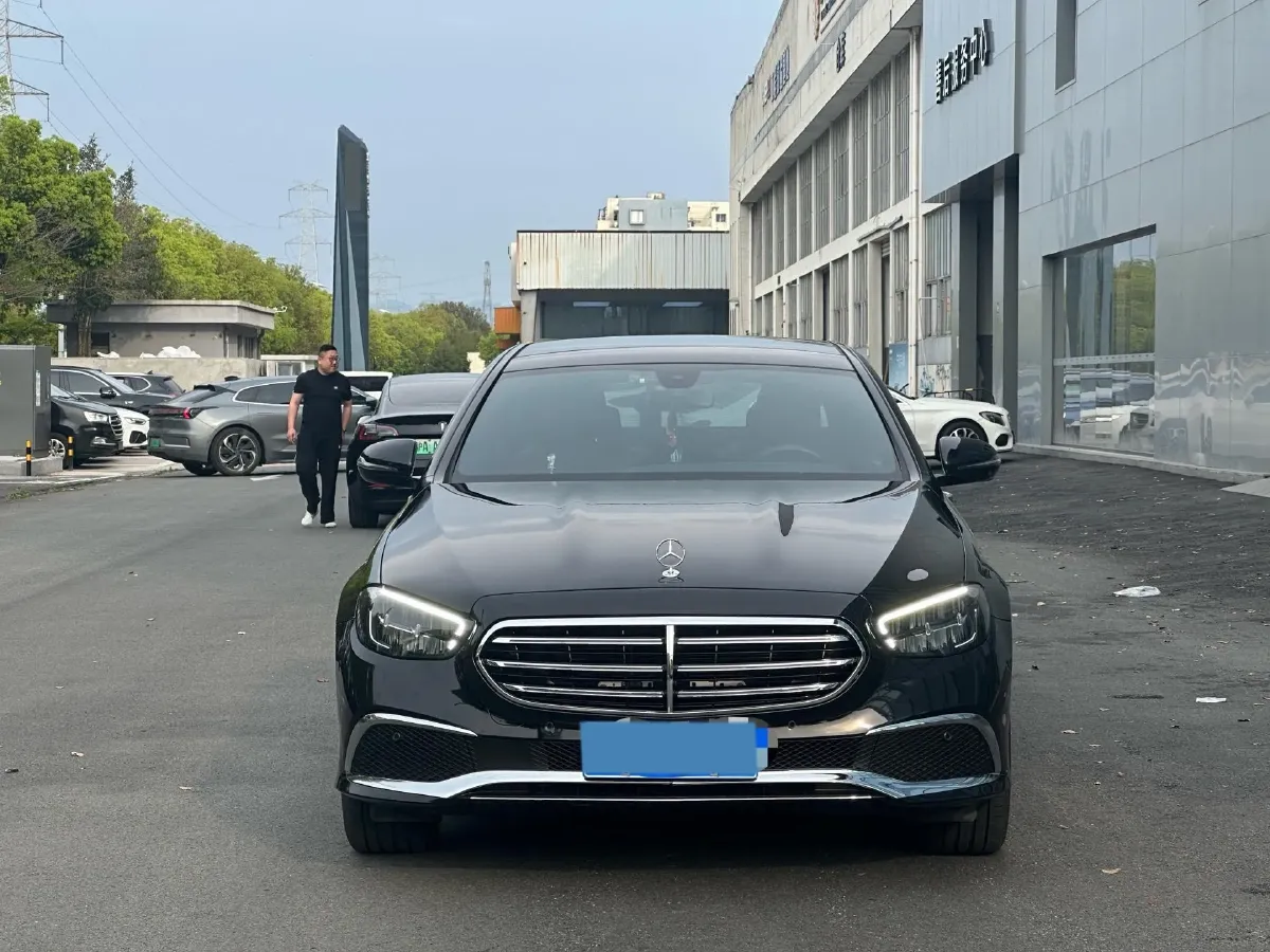 2021 Mercedes-Benz E Class 2.0T 197HP L4 9AT,autocango,china used car exporter,china ev exporter,chinese used car exporter,chinese used ev exporter