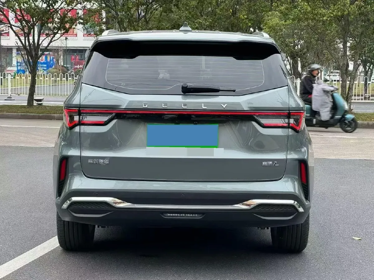 2025 Geely JiaJi 1.5T 181HP L4 7DCT,autocango,china used car exporter,china ev exporter,chinese used car exporter,chinese used ev exporter
