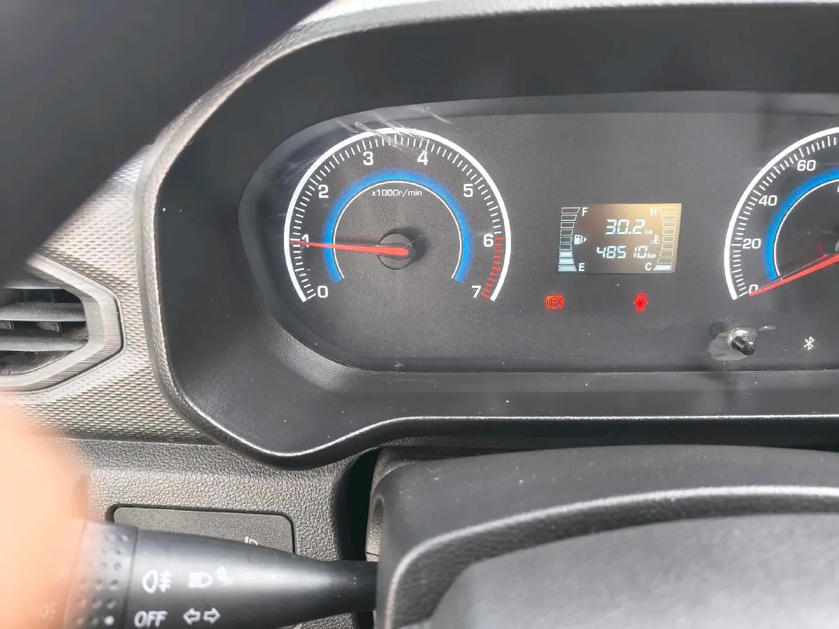 2024 Karry X6 1.6L 122HP L4 5MT,autocango,china used car exporter,china ev exporter,chinese used car exporter,chinese used ev exporter