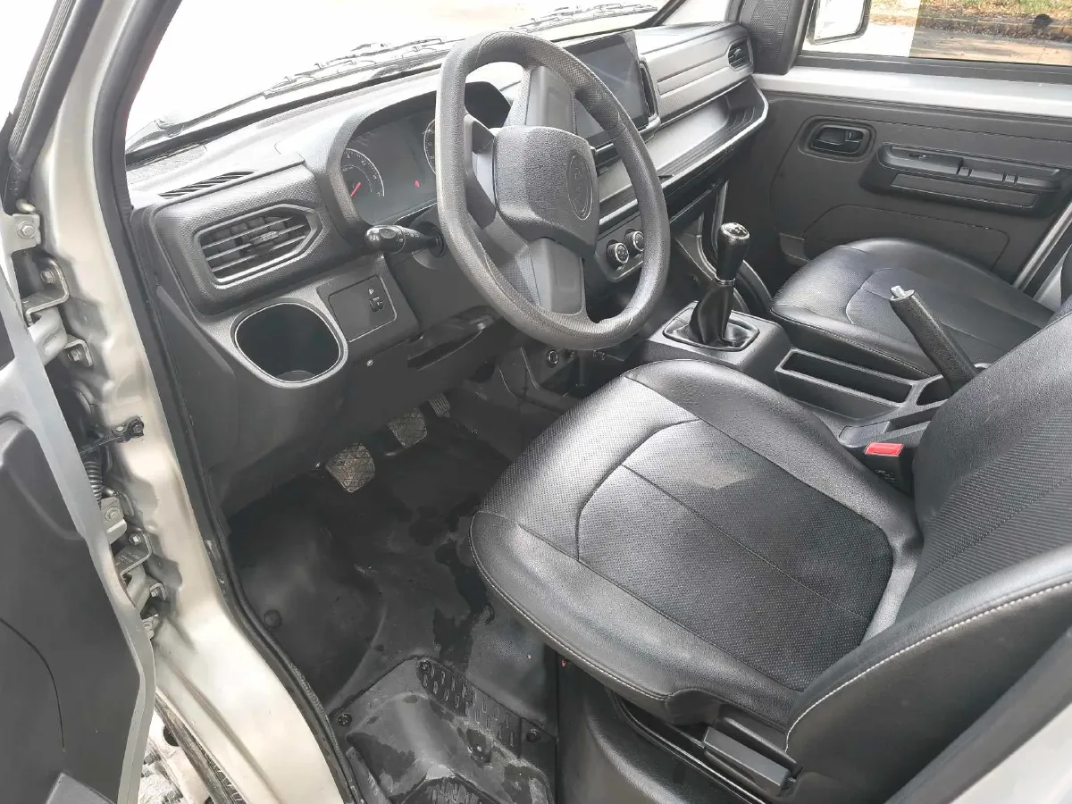 2024 Karry X6 1.6L 122HP L4 5MT,autocango,china used car exporter,china ev exporter,chinese used car exporter,chinese used ev exporter