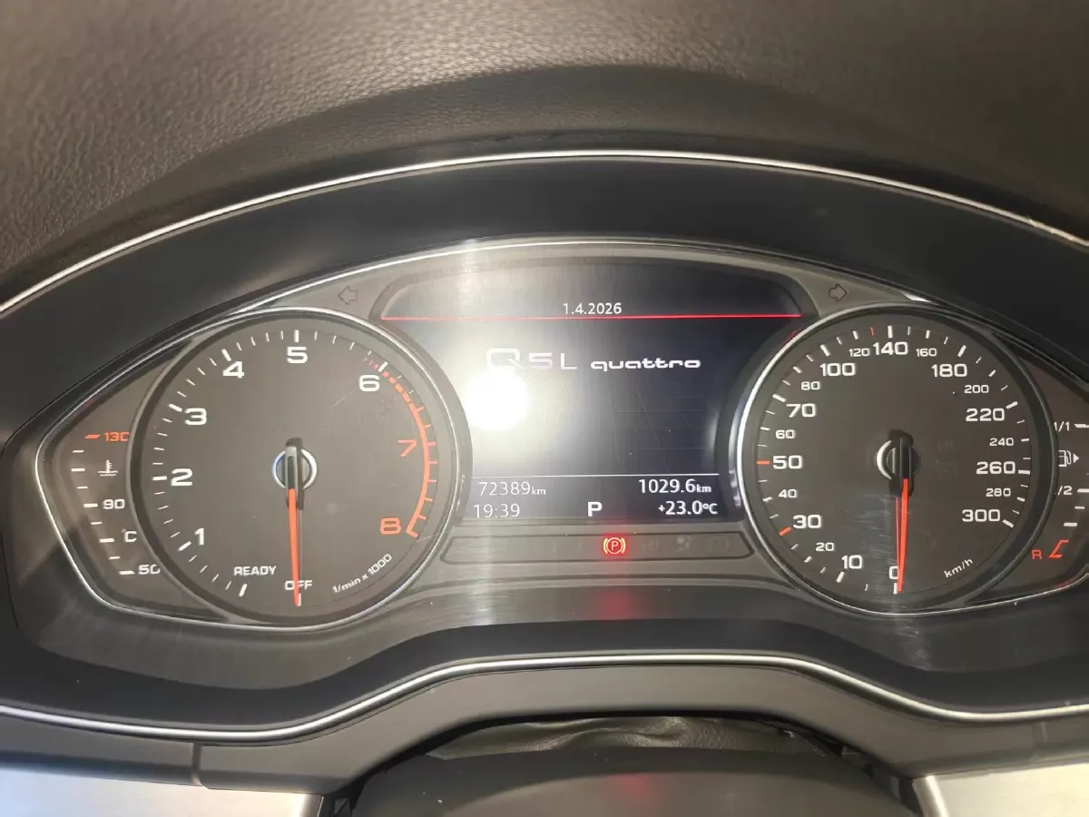 2020 Audi Q5L 2.0T 190HP L4 7DCT,autocango,china used car exporter,china ev exporter,chinese used car exporter,chinese used ev exporter