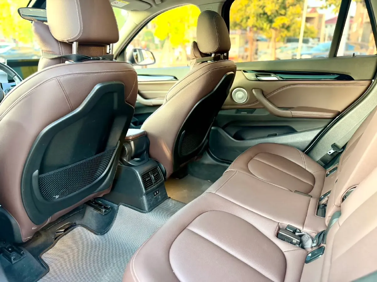 2022 BMW X1 2.0T 192HP L4 7DCT,autocango,china used car exporter,china ev exporter,chinese used car exporter,chinese used ev exporter