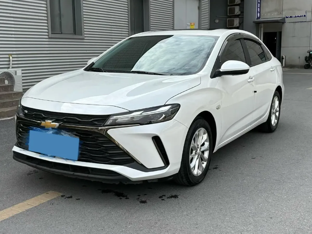 2022 Chevrolet Monza 1.5L 113HP L4 6AT,autocango,china used car exporter,china ev exporter,chinese used car exporter,chinese used ev exporter
