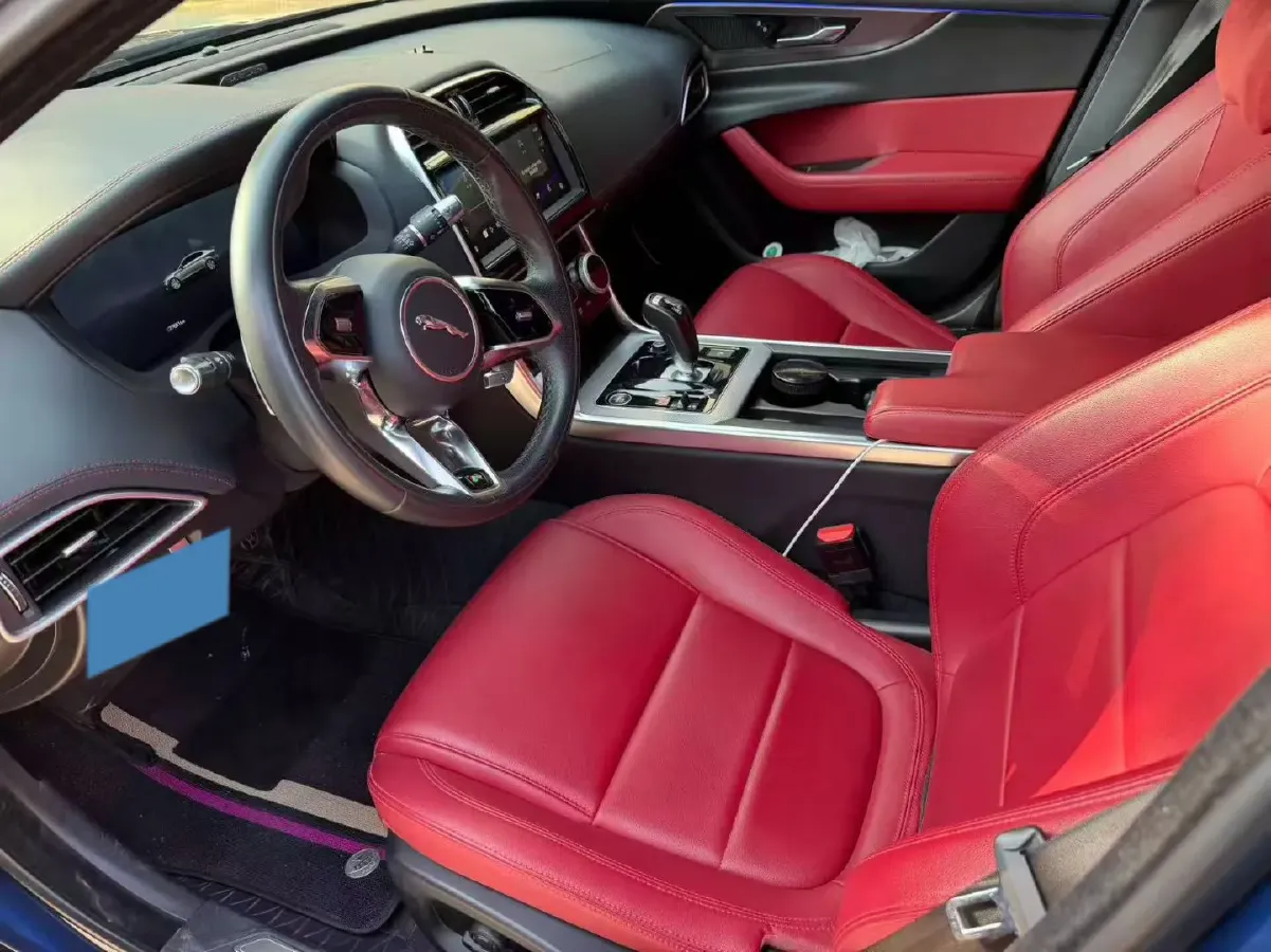 2021 Jaguar XEL 2.0T 250HP L4 8AT,autocango,china used car exporter,china ev exporter,chinese used car exporter,chinese used ev exporter