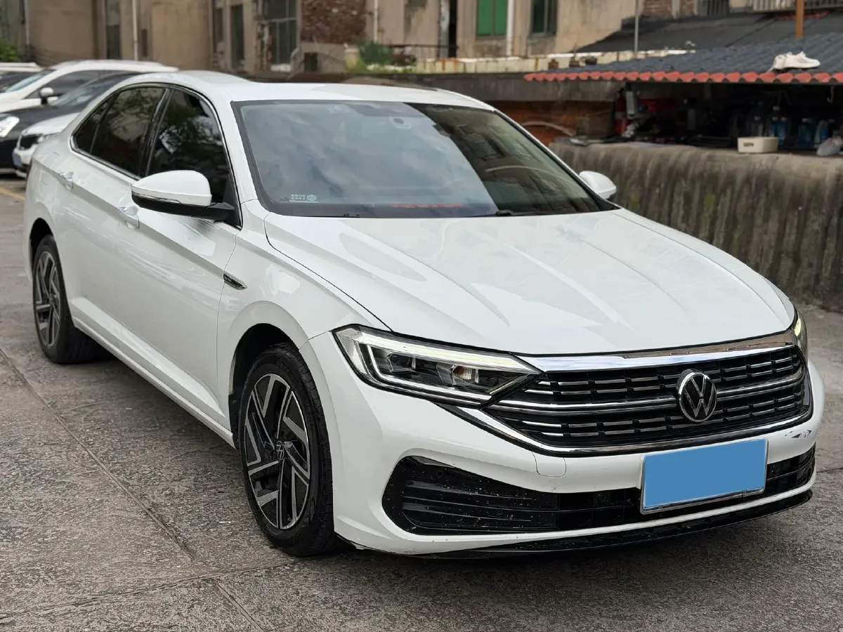 2023 Volkswagen Sagitar 1.4T 150HP L4 7DCT,autocango,china used car exporter,china ev exporter,chinese used car exporter,chinese used ev exporter