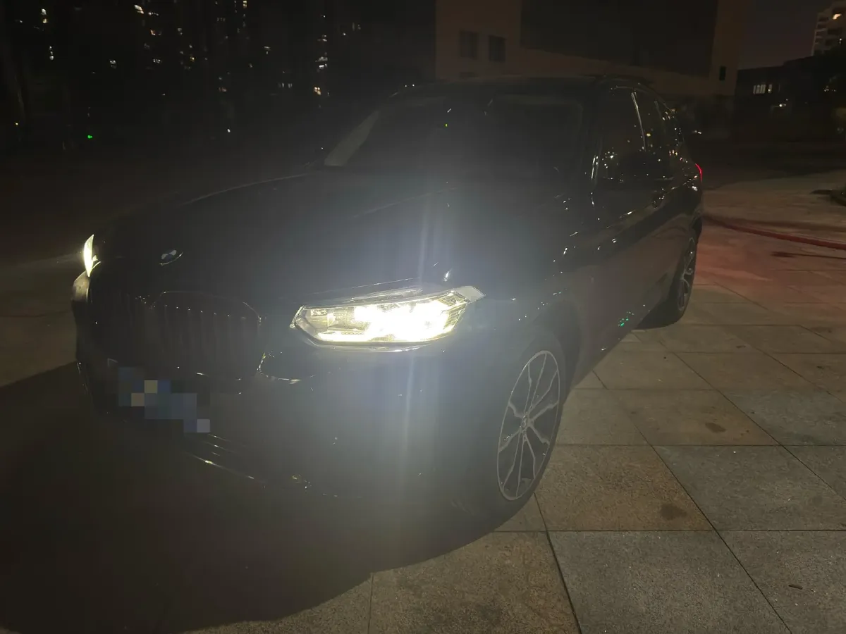 2022 BMW X3 2.0T 252HP L4 8AT,autocango,china used car exporter,china ev exporter,chinese used car exporter,chinese used ev exporter