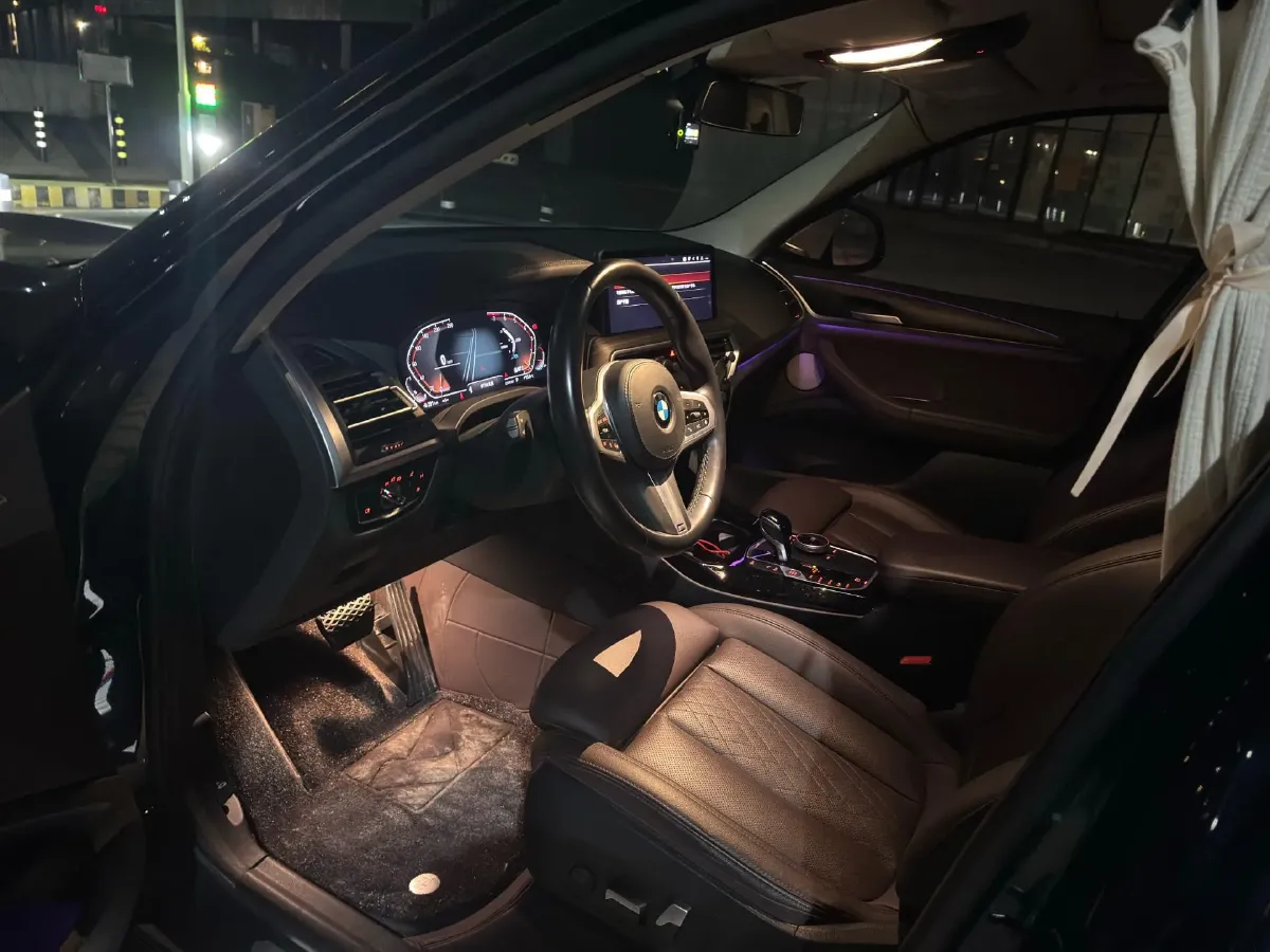 2022 BMW X3 2.0T 252HP L4 8AT,autocango,china used car exporter,china ev exporter,chinese used car exporter,chinese used ev exporter