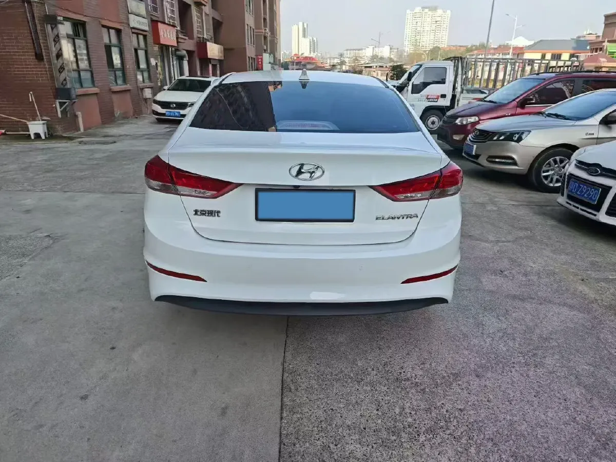 2019 Hyundai Elantra 1.5L 115HP L4 CVT,autocango,china used car exporter,china ev exporter,chinese used car exporter,chinese used ev exporter