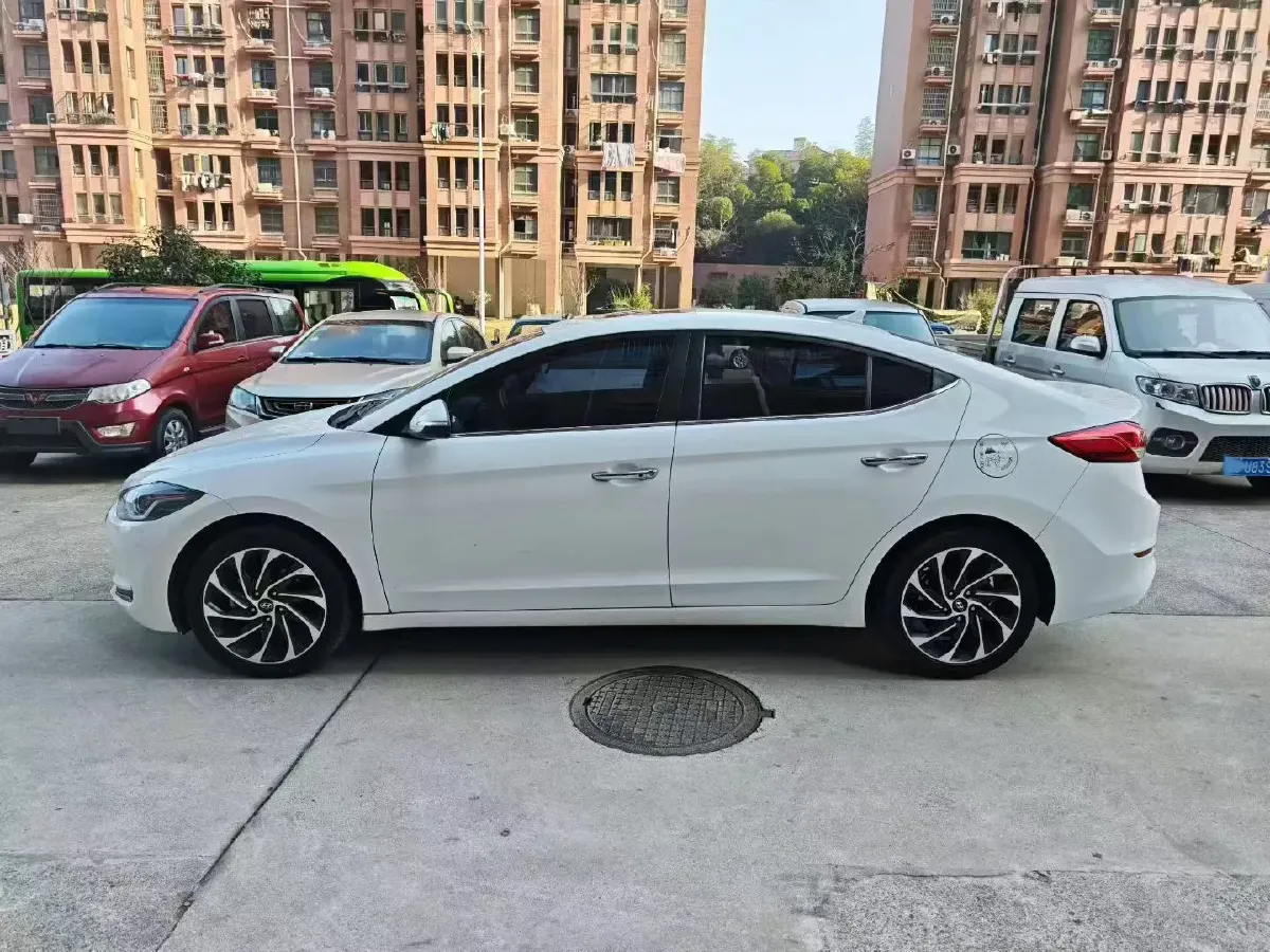 2019 Hyundai Elantra 1.5L 115HP L4 CVT,autocango,china used car exporter,china ev exporter,chinese used car exporter,chinese used ev exporter