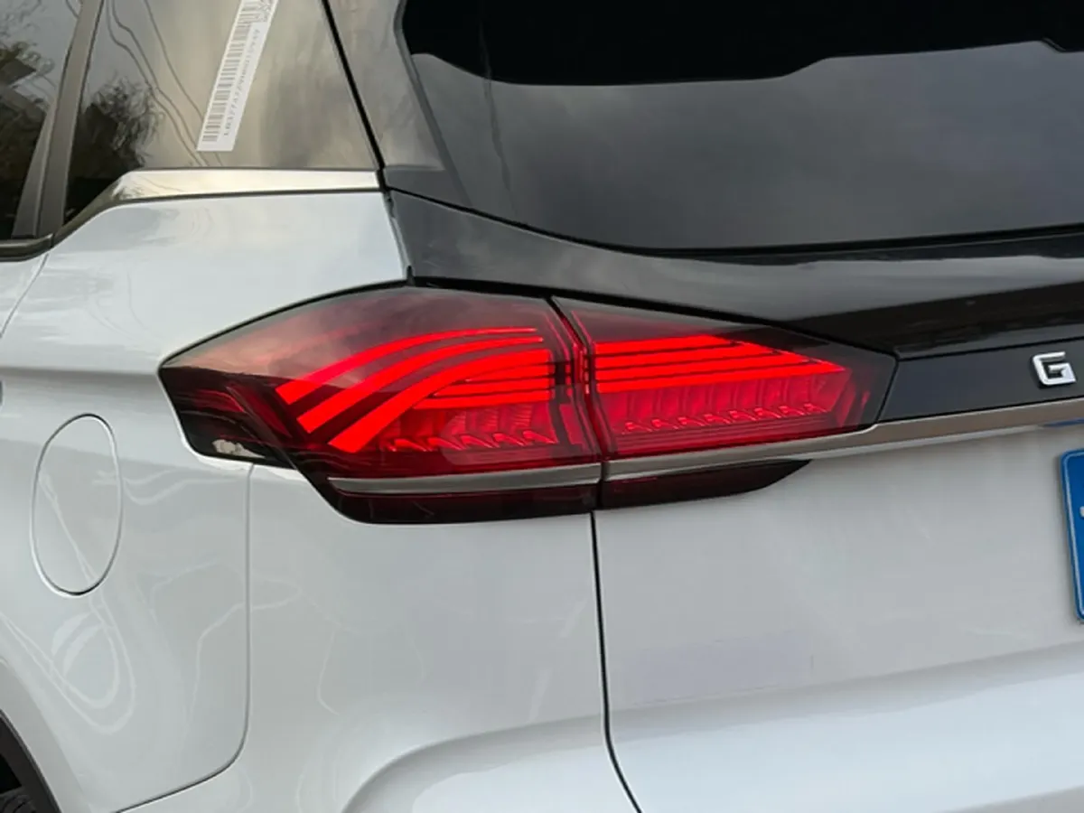 2022 Geely Azkarra 1.8T 184HP L4 7DCT,autocango,china used car exporter,china ev exporter,chinese used car exporter,chinese used ev exporter