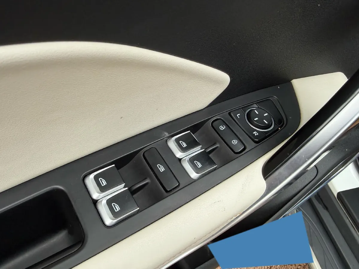 2022 Geely Azkarra 1.8T 184HP L4 7DCT,autocango,china used car exporter,china ev exporter,chinese used car exporter,chinese used ev exporter