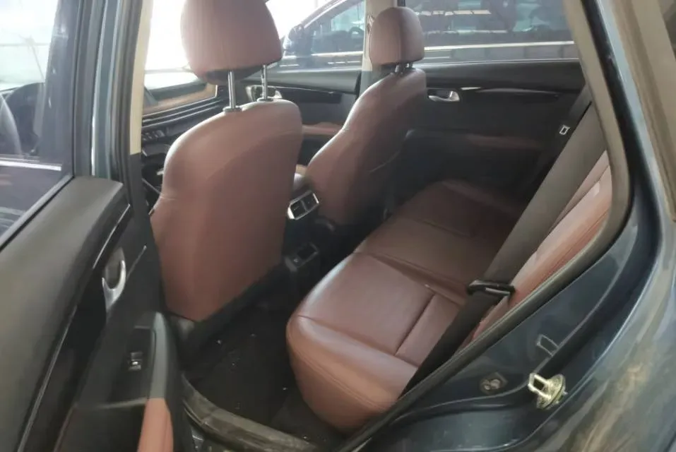 2021 Kia Sportage R 2.0L 161HP L4 6AT,autocango,china used car exporter,china ev exporter,chinese used car exporter,chinese used ev exporter