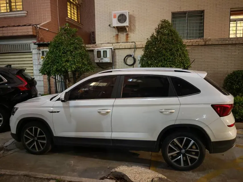 2020 Skoda Kamiq 1.5L 112HP L4 6AT,autocango,china used car exporter,china ev exporter,chinese used car exporter,chinese used ev exporter