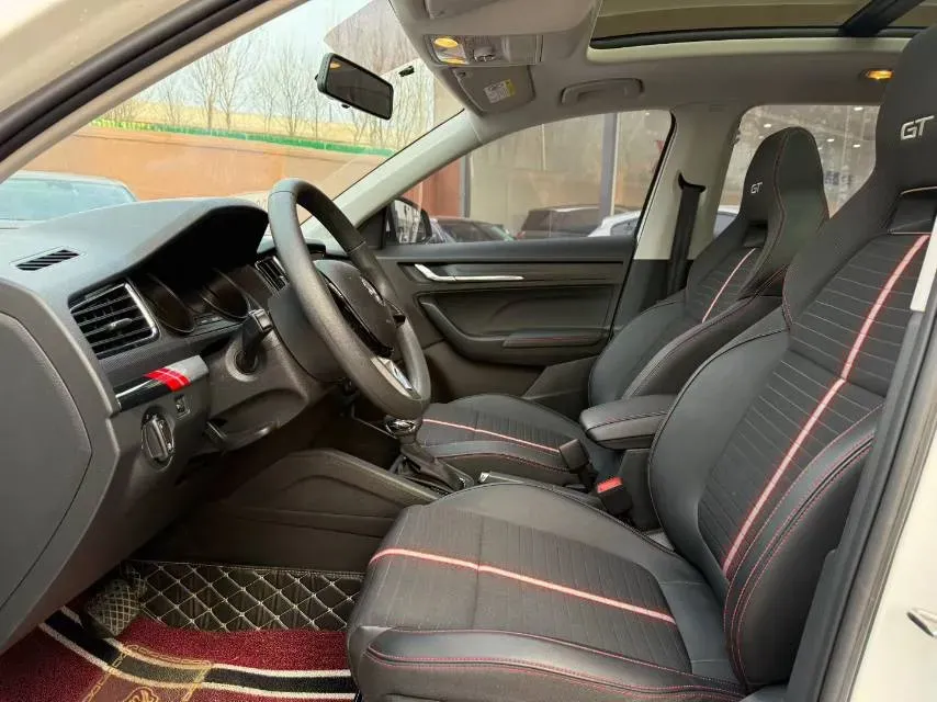 2020 Skoda Kamiq 1.5L 112HP L4 6AT,autocango,china used car exporter,china ev exporter,chinese used car exporter,chinese used ev exporter