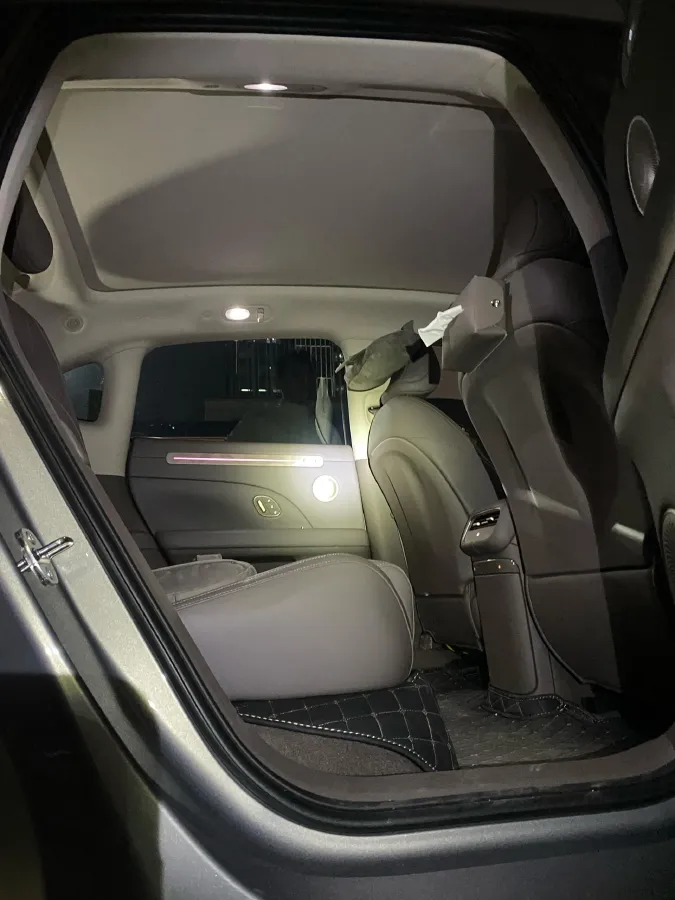 2026 IM LS6 REEV 155HP REEV,autocango,china used car exporter,china ev exporter,chinese used car exporter,chinese used ev exporter