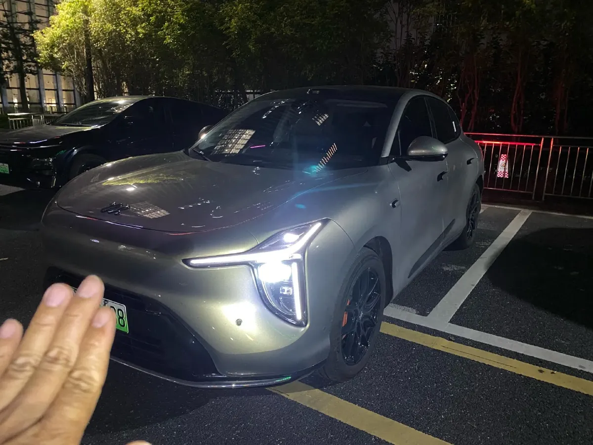 2026 IM LS6 REEV 155HP REEV,autocango,china used car exporter,china ev exporter,chinese used car exporter,chinese used ev exporter