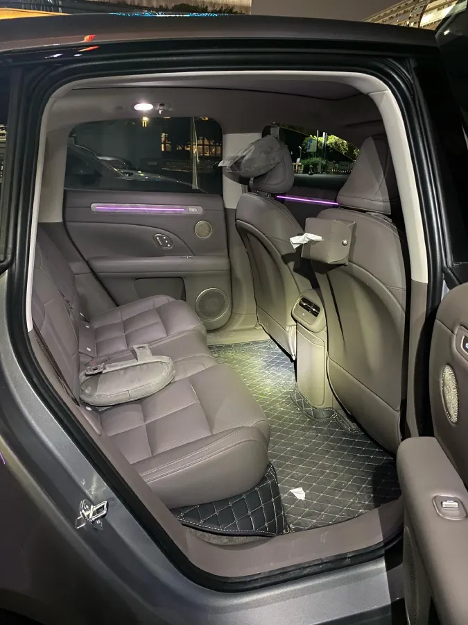 2026 IM LS6 REEV 155HP REEV,autocango,china used car exporter,china ev exporter,chinese used car exporter,chinese used ev exporter