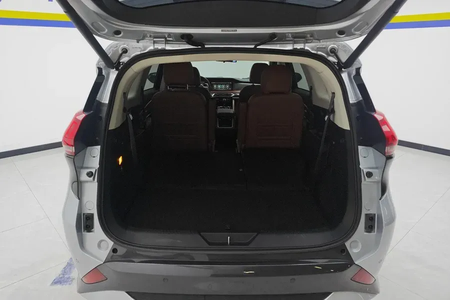 2020 HaiMa 7X 1.6T 195HP L4 6AT,autocango,china used car exporter,china ev exporter,chinese used car exporter,chinese used ev exporter