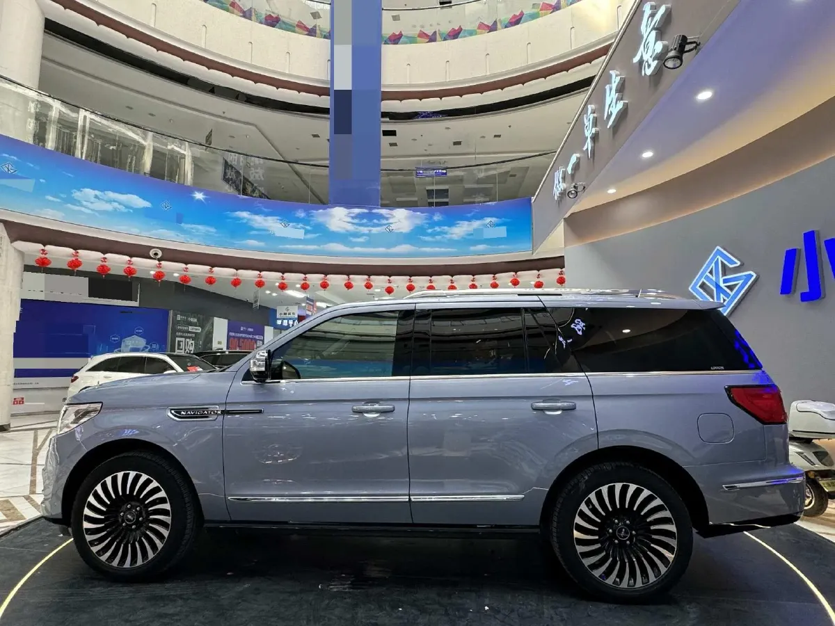 2019 Lincoln Navigator 3.5T 388HP V6 10AT,autocango,china used car exporter,china ev exporter,chinese used car exporter,chinese used ev exporter