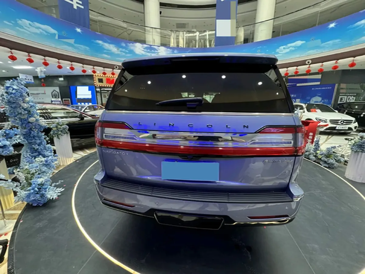 2019 Lincoln Navigator 3.5T 388HP V6 10AT,autocango,china used car exporter,china ev exporter,chinese used car exporter,chinese used ev exporter