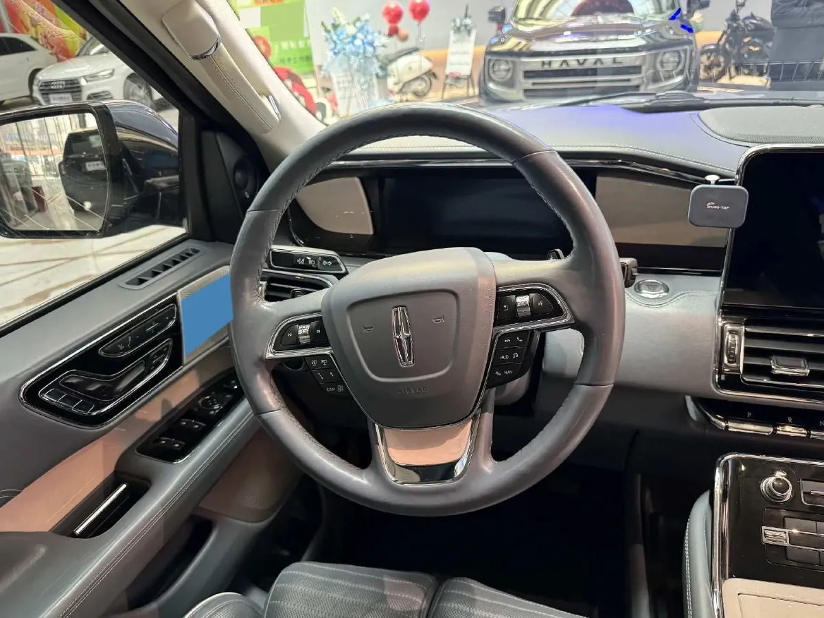 2019 Lincoln Navigator 3.5T 388HP V6 10AT,autocango,china used car exporter,china ev exporter,chinese used car exporter,chinese used ev exporter