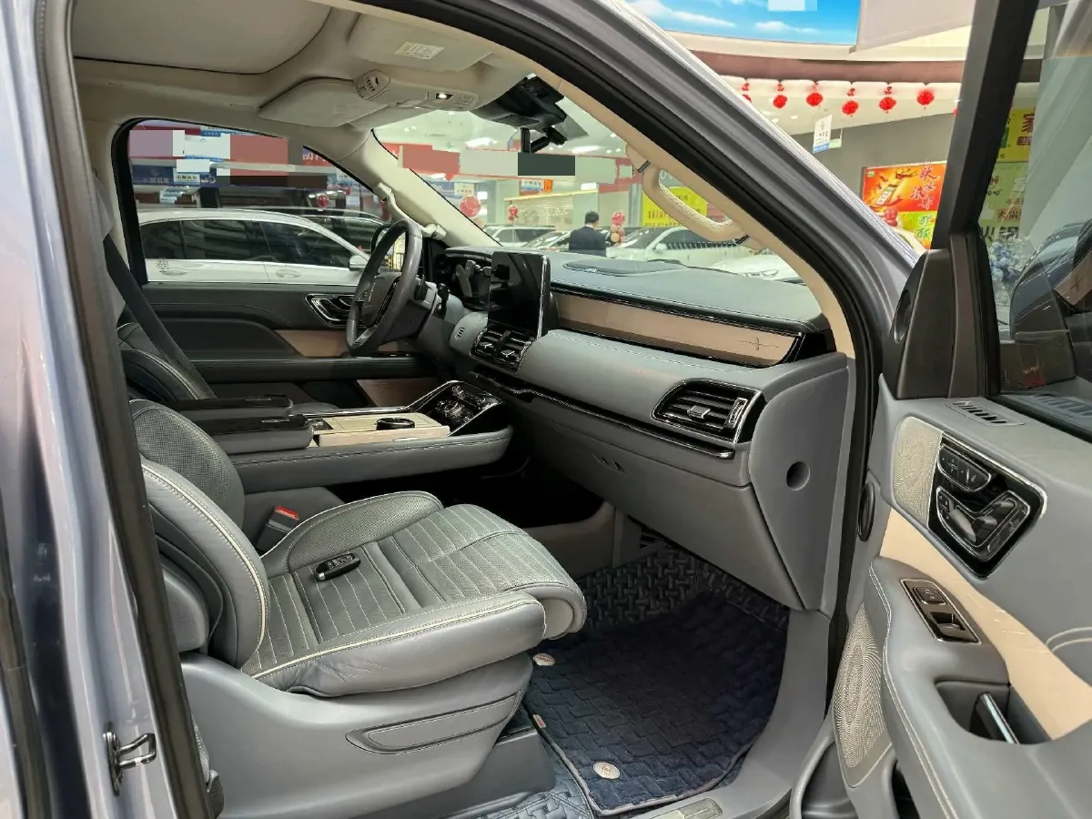 2019 Lincoln Navigator 3.5T 388HP V6 10AT,autocango,china used car exporter,china ev exporter,chinese used car exporter,chinese used ev exporter
