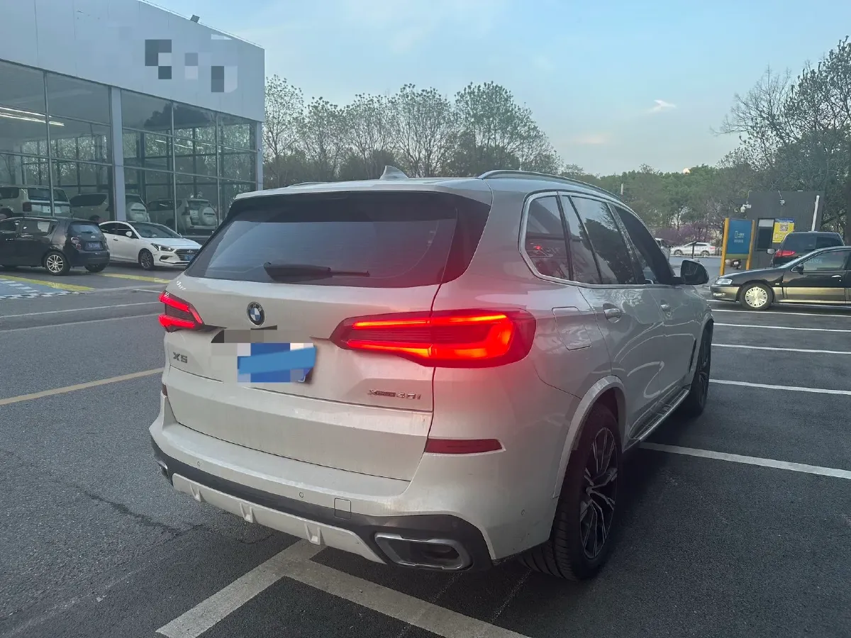 2019 BMW X5 3.0T 340HP L6 8AT,autocango,china used car exporter,china ev exporter,chinese used car exporter,chinese used ev exporter