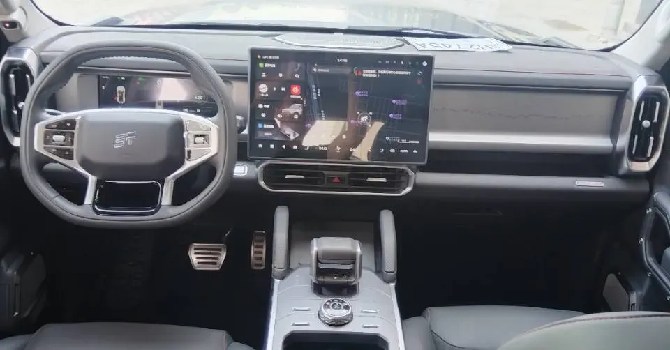 2023 Jetour Traveller 2.0T 254HP L4 7DCT,autocango,china used car exporter,china ev exporter,chinese used car exporter,chinese used ev exporter